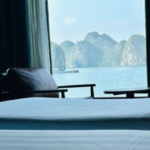 Beautiful view from room to sea, Halong Hideaway