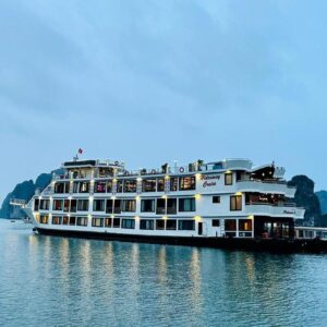 Halong Hideaway Ship.