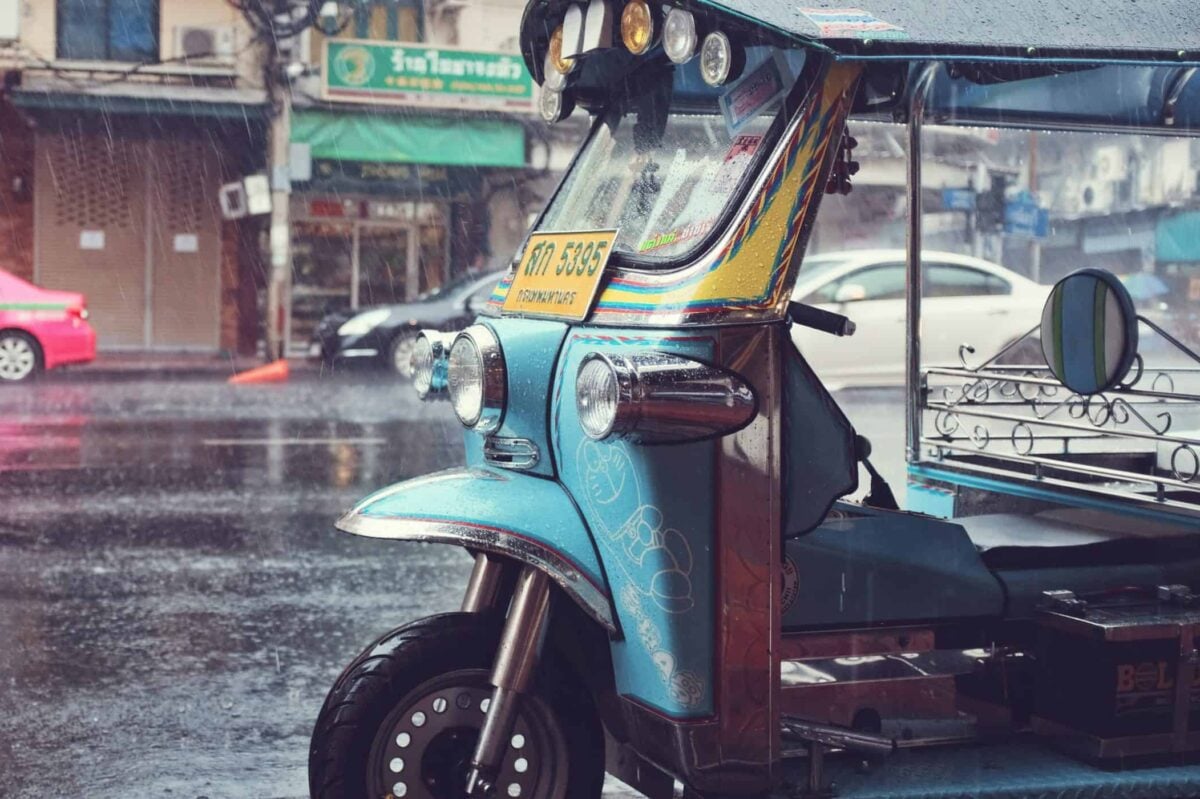 Tuk tuk in the rain